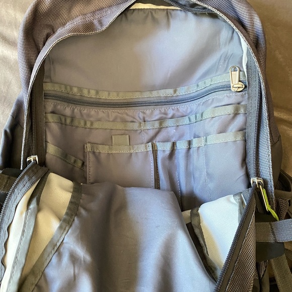 Gray & Green North Face Recon Backpack - Picture 2 of 8